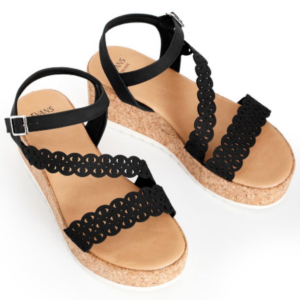 NEW EVANS FLATFORM EMMA SANDAL IN BLACK (WIDE WIDTH)